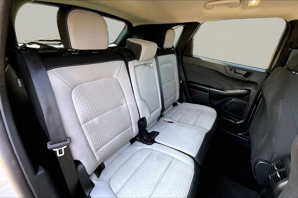 Certified 2024 Ford Escape Active w/ Cold Weather Package FWD image 27