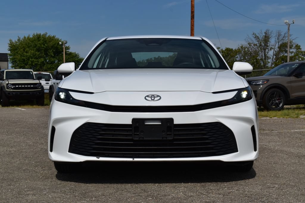 Used 2025 Toyota Camry LE FWD image 2