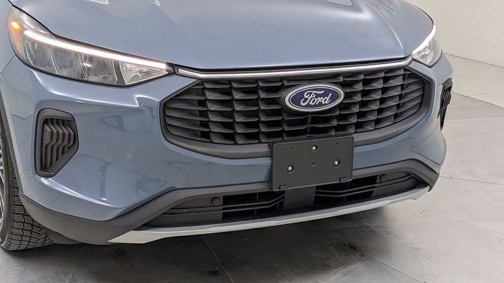 Certified 2023 Ford Escape Active w/ Tech Pack #1 AWD/4WD image 39