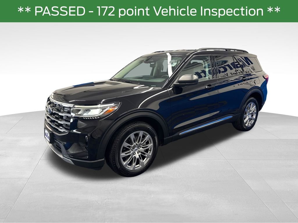 Certified 2025 Ford Explorer Active w/ Active Comfort Package AWD/4WD image 2