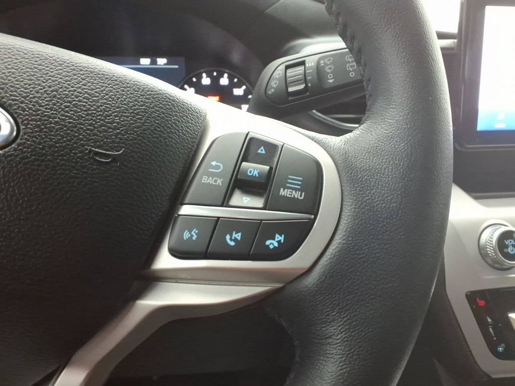 Certified 2023 Ford Explorer XLT w/ Equipment Group 202A AWD/4WD image 19
