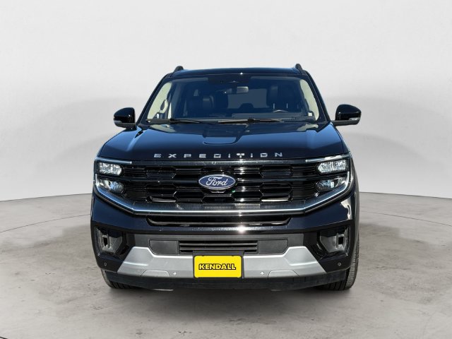Certified 2025 Ford Expedition Max Platinum AWD/4WD image 2