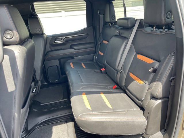 Used 2023 GMC Sierra 1500 AT4 w/ AT4 Premium Package AWD/4WD image 18