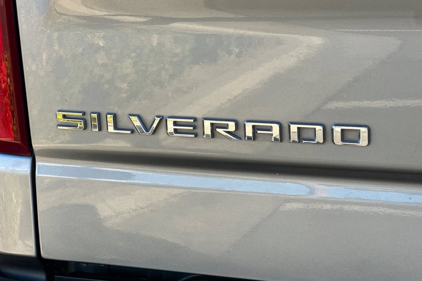 Used 2023 Chevrolet Silverado 1500 LT w/ Max Trailering Package AWD/4WD image 27