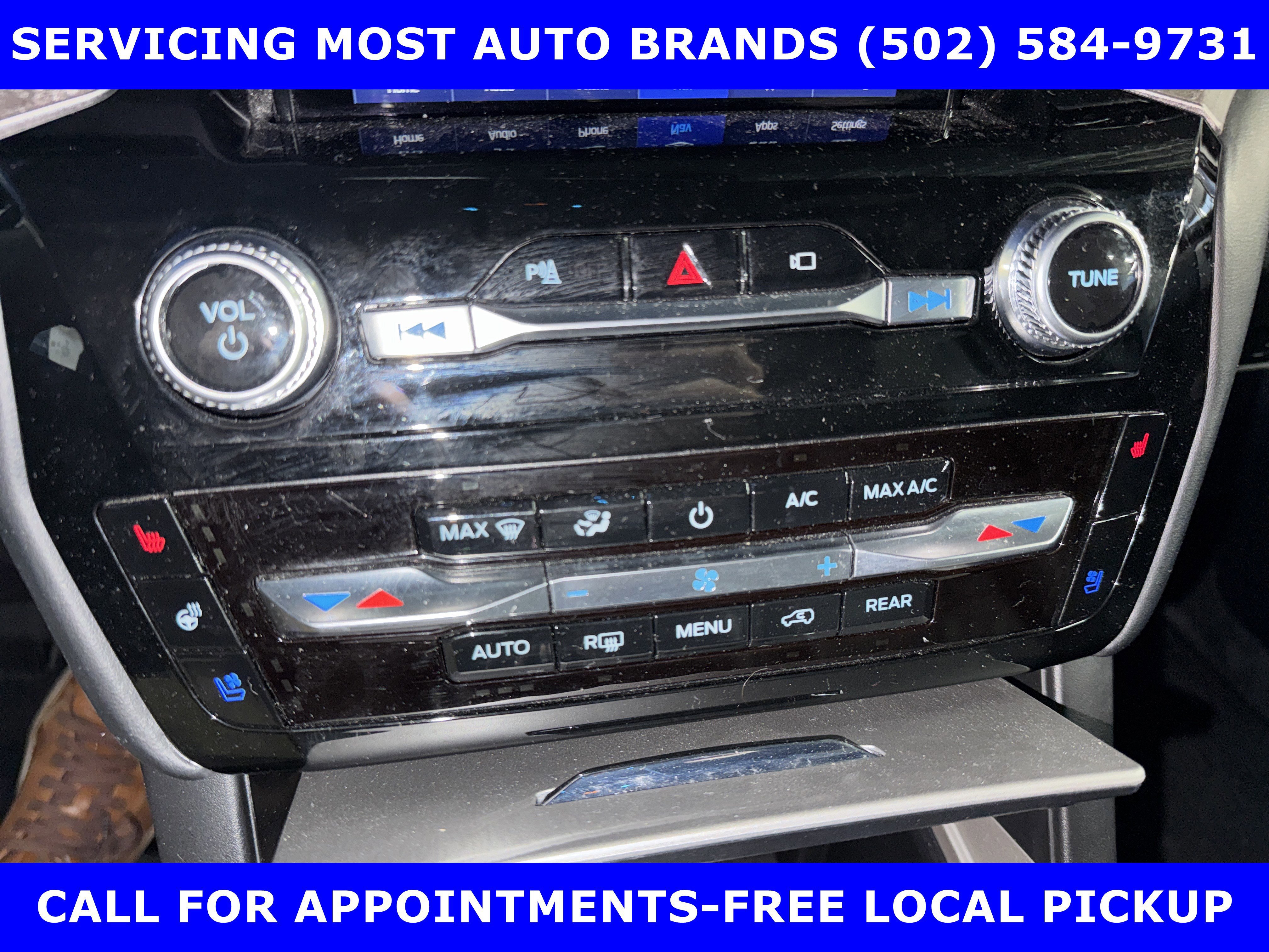 Certified 2023 Ford Explorer Platinum w/ Premium Technology Package image 20