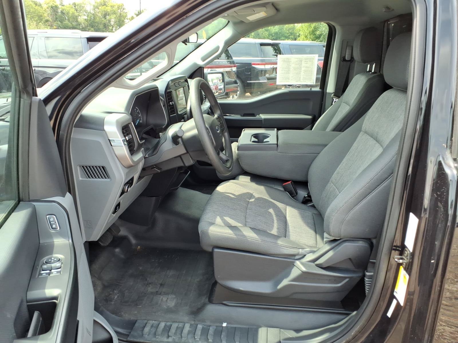 Certified 2023 Ford F150 XL w/ XL Chrome Appearance Package AWD/4WD image 10