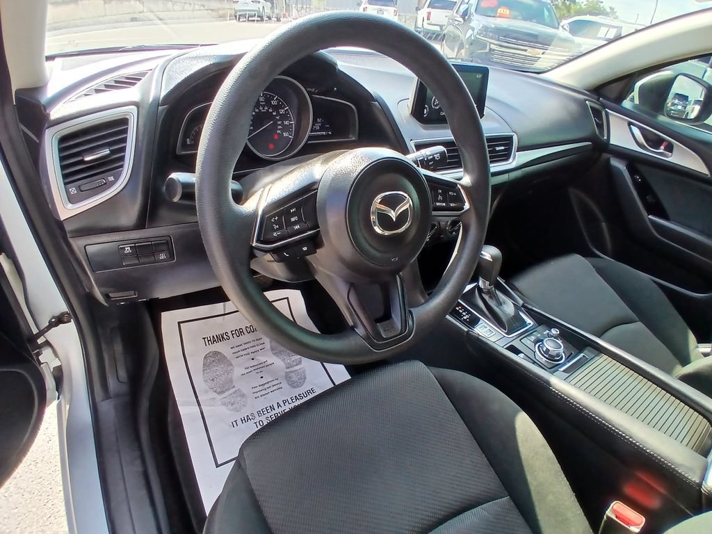 Used 2017 MAZDA MAZDA3 Sport FWD image 9