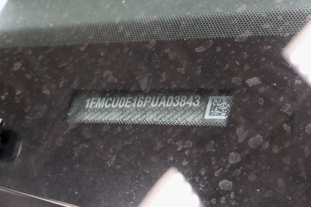 Certified 2023 Ford Escape SE w/ PHEV Premium Package image 37