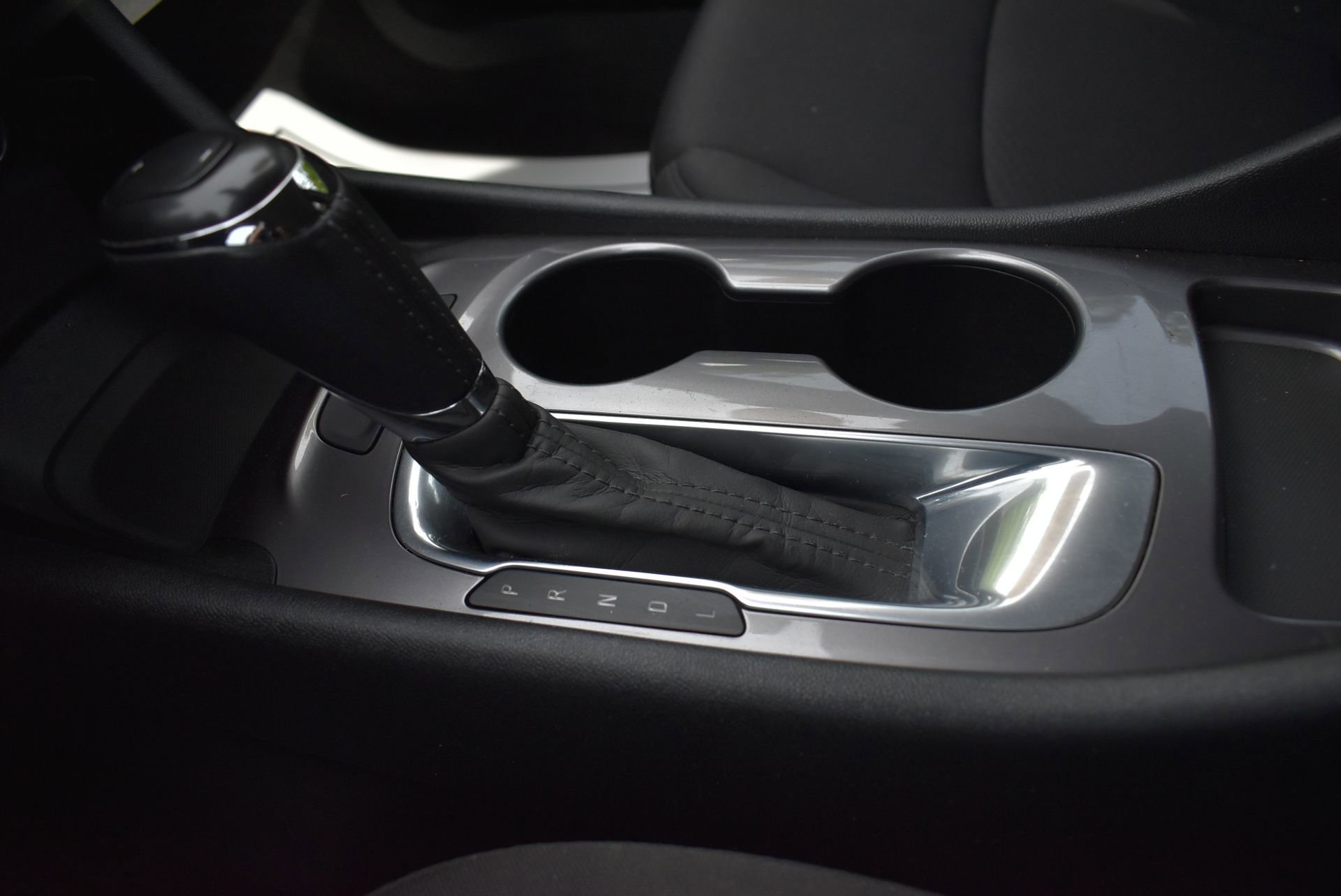 Used 2020 Chevrolet Malibu RS FWD image 28