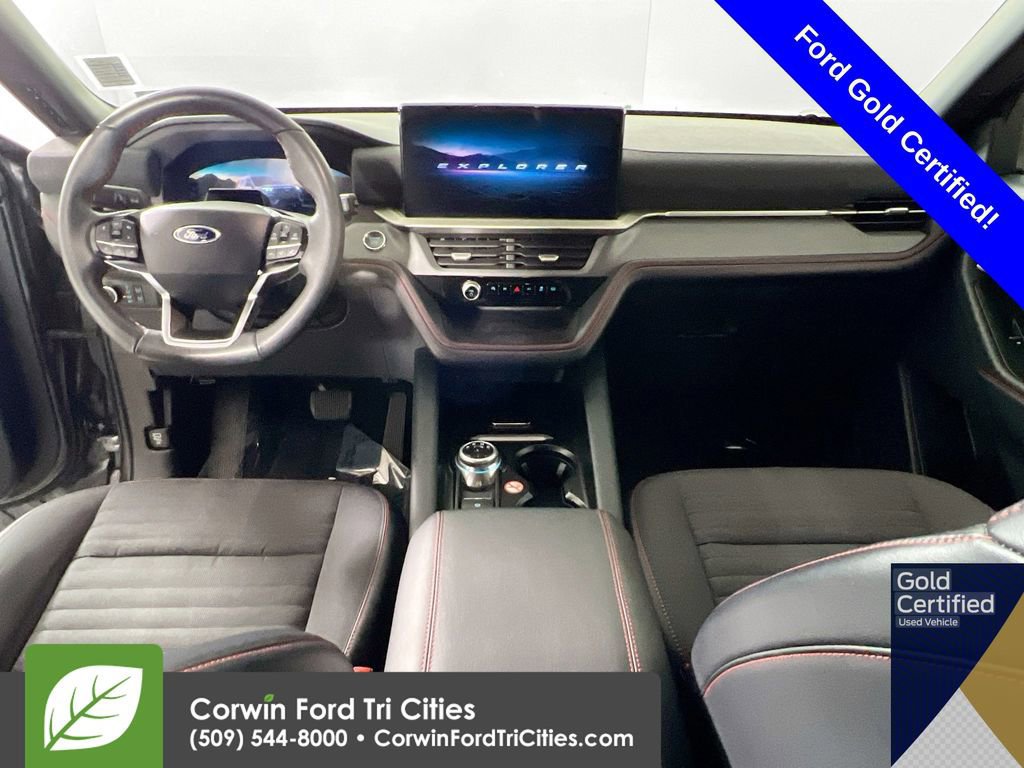 Certified 2025 Ford Explorer ST-Line image 11