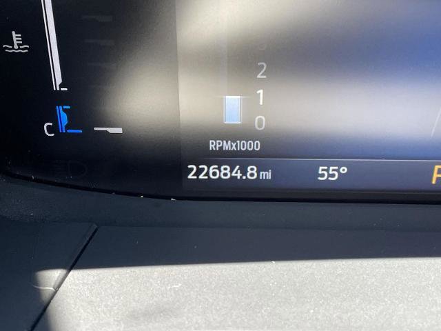 Certified 2025 Ford Escape ST-Line AWD/4WD image 3