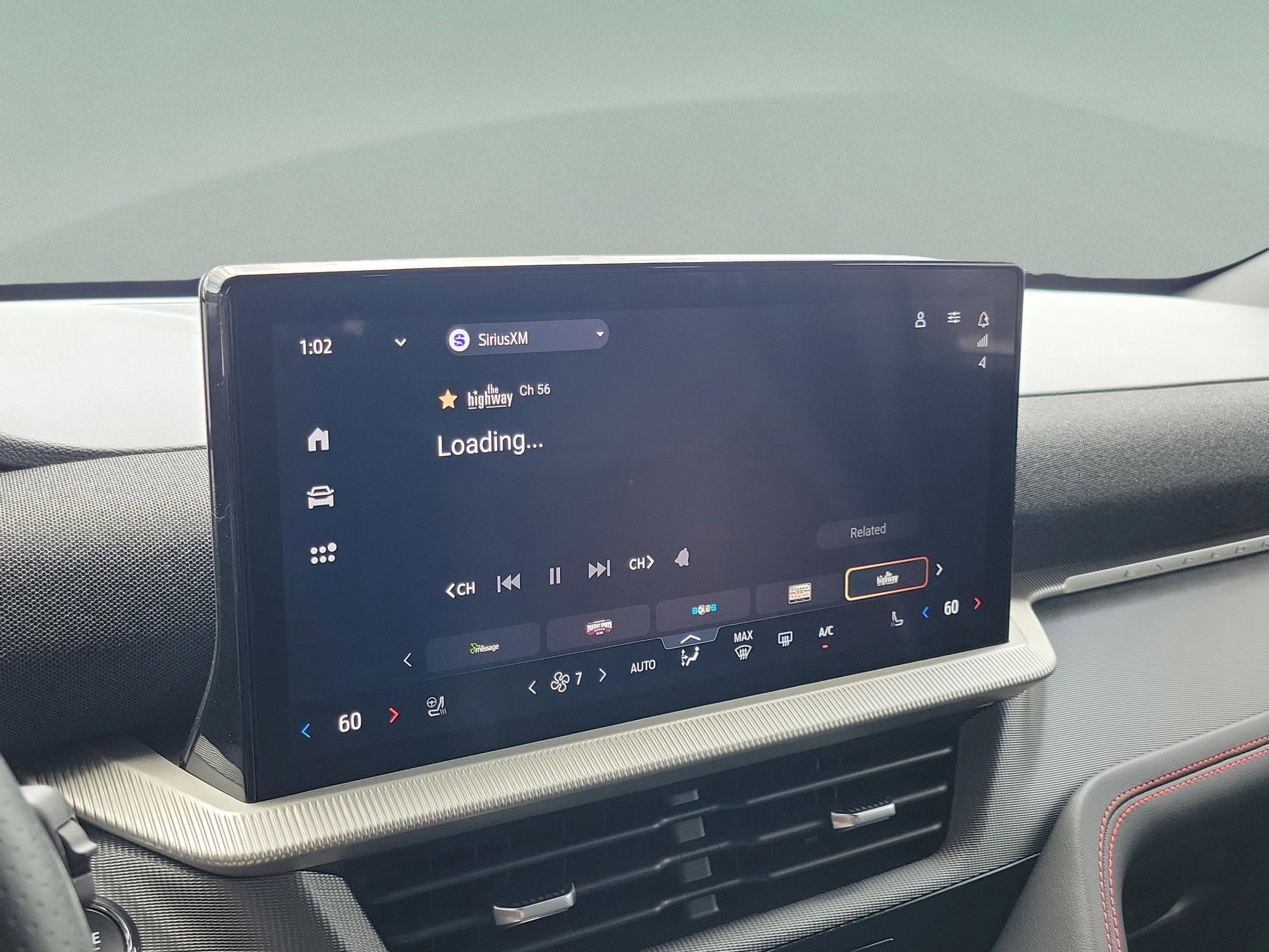 Certified 2025 Ford Explorer ST-Line w/ Premium Package RWD image 29
