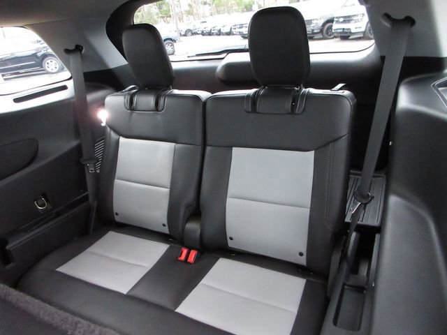 Certified 2022 Ford Explorer XLT w/ Equipment Group 202A image 27