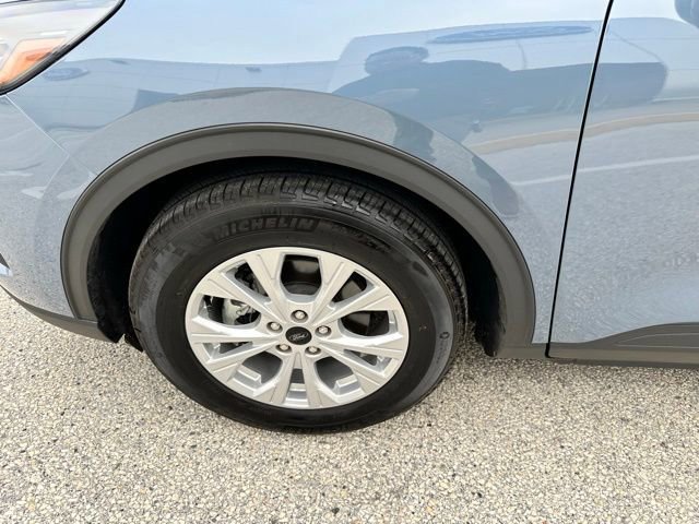 Certified 2024 Ford Escape Active w/ Cold Weather Package image 75