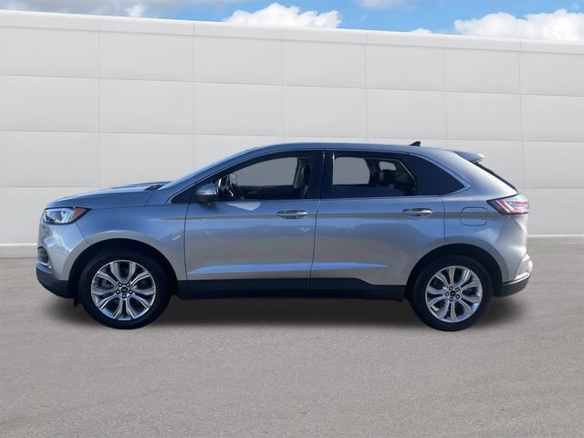 Certified 2024 Ford Edge Titanium image 2