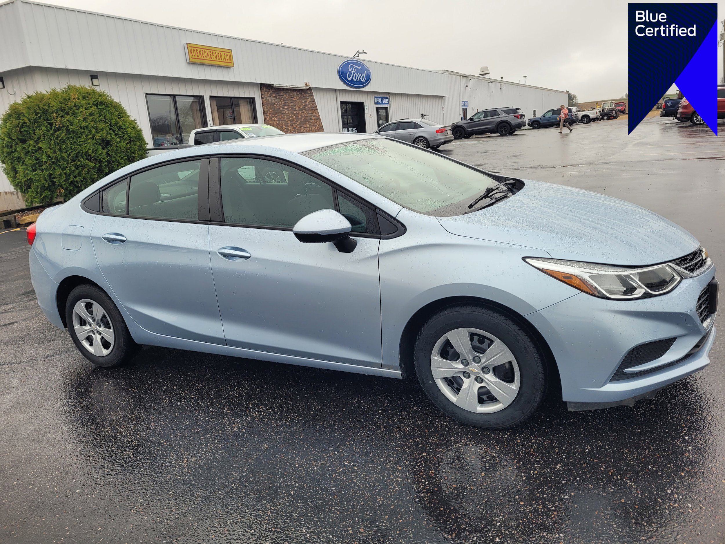Used 2018 Chevrolet Cruze LS image 1