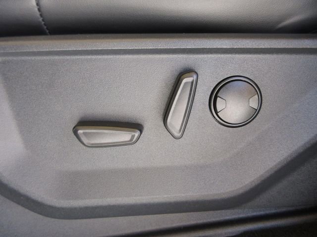 Certified 2025 Ford Expedition Max Platinum image 13