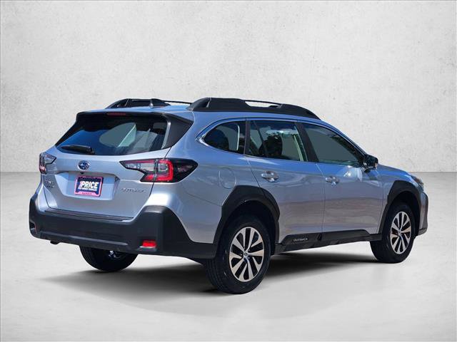 Used 2025 Subaru Outback AWD/4WD image 5