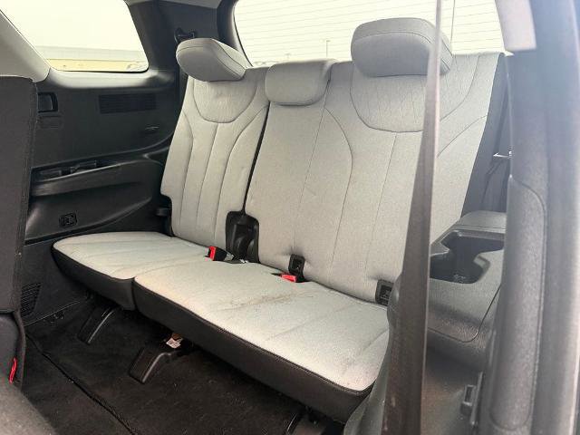 Used 2022 Hyundai Palisade SE image 20