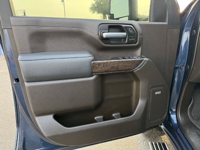 Used 2021 GMC Sierra 2500 Denali w/ Denali Ultimate Package AWD/4WD image 12