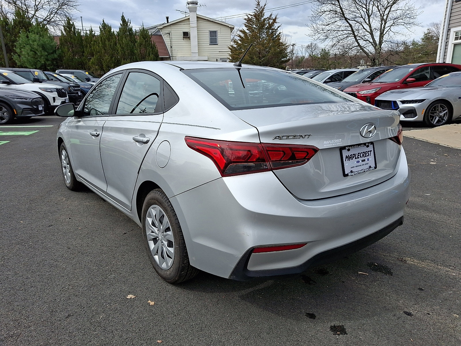 Used 2022 Hyundai Accent SE image 3