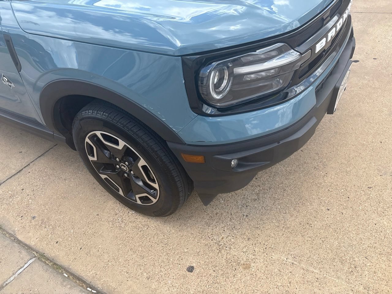 Certified 2023 Ford Bronco Sport Outer Banks w/ Tech Package AWD/4WD image 5