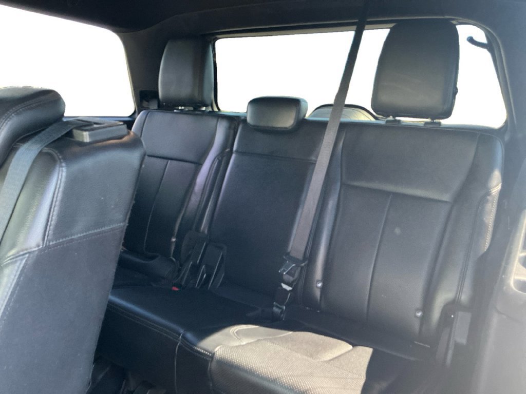 Certified 2018 Ford Expedition XLT w/ Equipment Group 202A RWD image 21