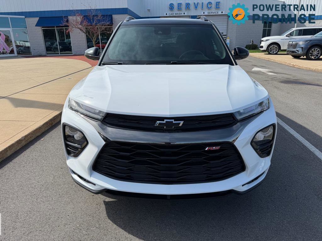Used 2022 Chevrolet TrailBlazer RS w/ Technology Package AWD/4WD image 2