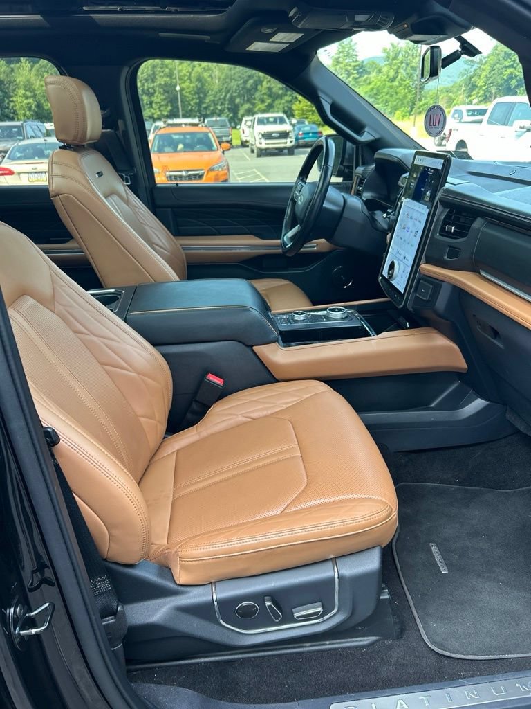Certified 2022 Ford Expedition Max Platinum AWD/4WD image 16