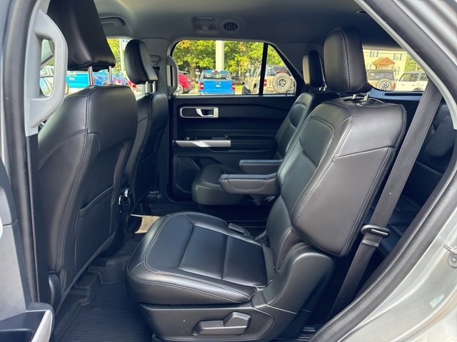 Certified 2022 Ford Explorer XLT w/ Equipment Group 202A image 20