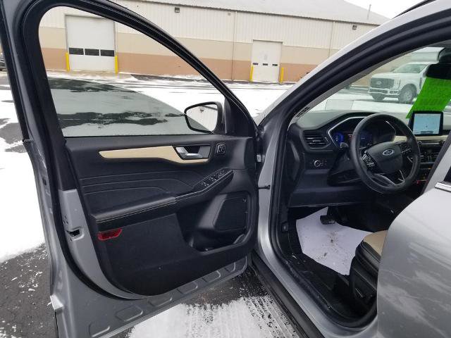 Certified 2022 Ford Escape Titanium w/ Titanium Elite Package image 10