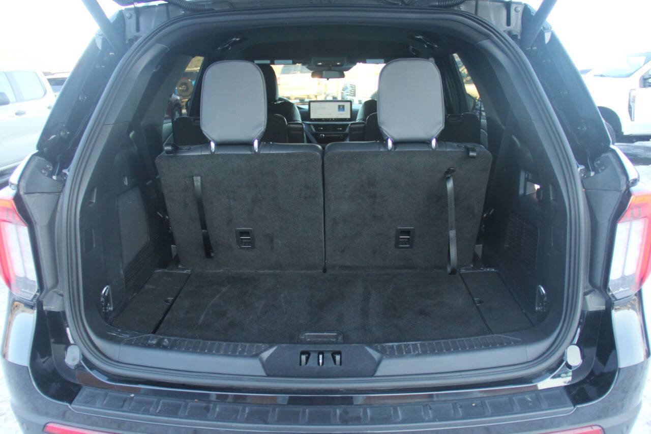 Certified 2025 Ford Explorer ST-Line image 10