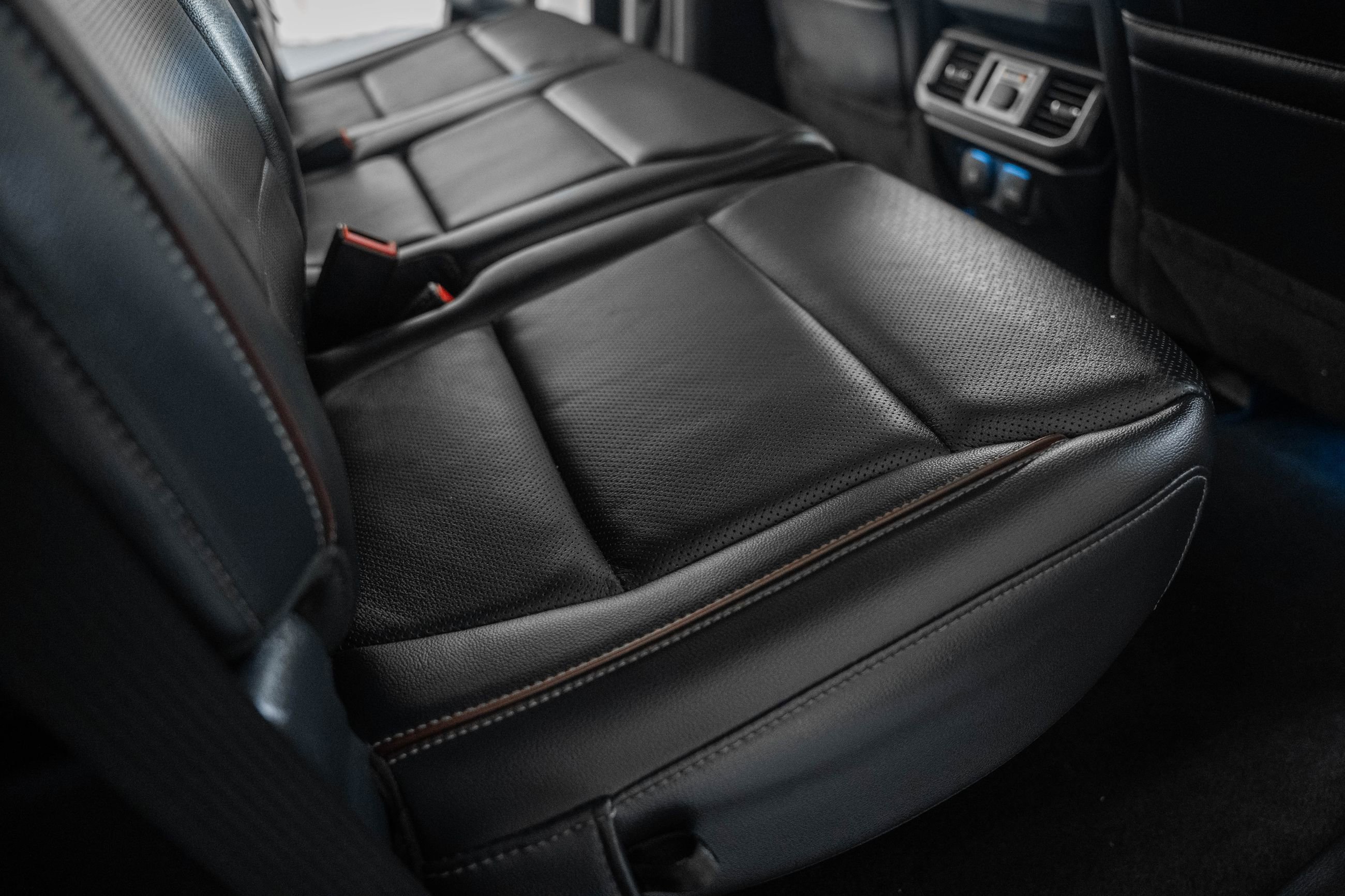 Certified 2021 Ford F150 Lariat w/ Equipment Group 502A High image 39