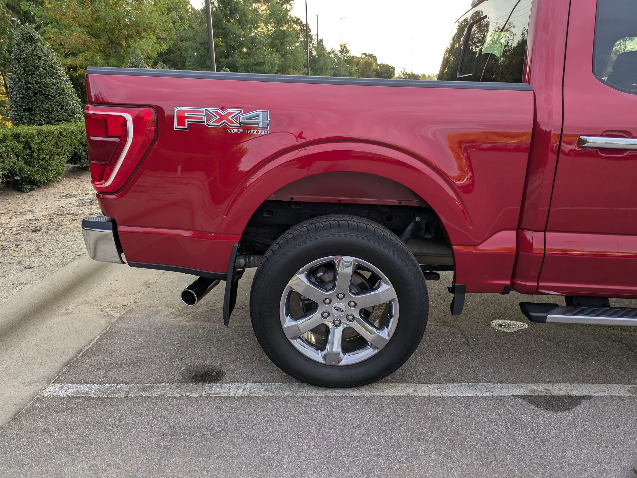 Certified 2022 Ford F150 XLT w/ Equipment Group 302A High image 6