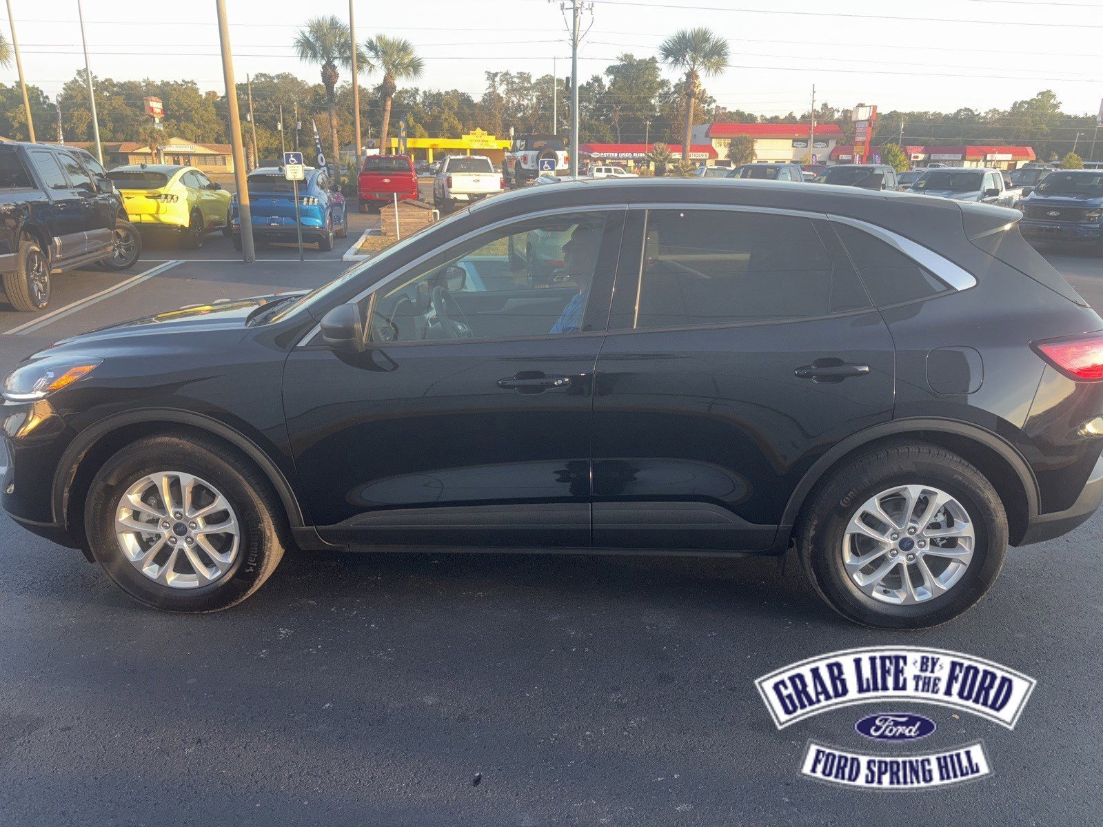 Certified 2022 Ford Escape SE w/ Convenience Package