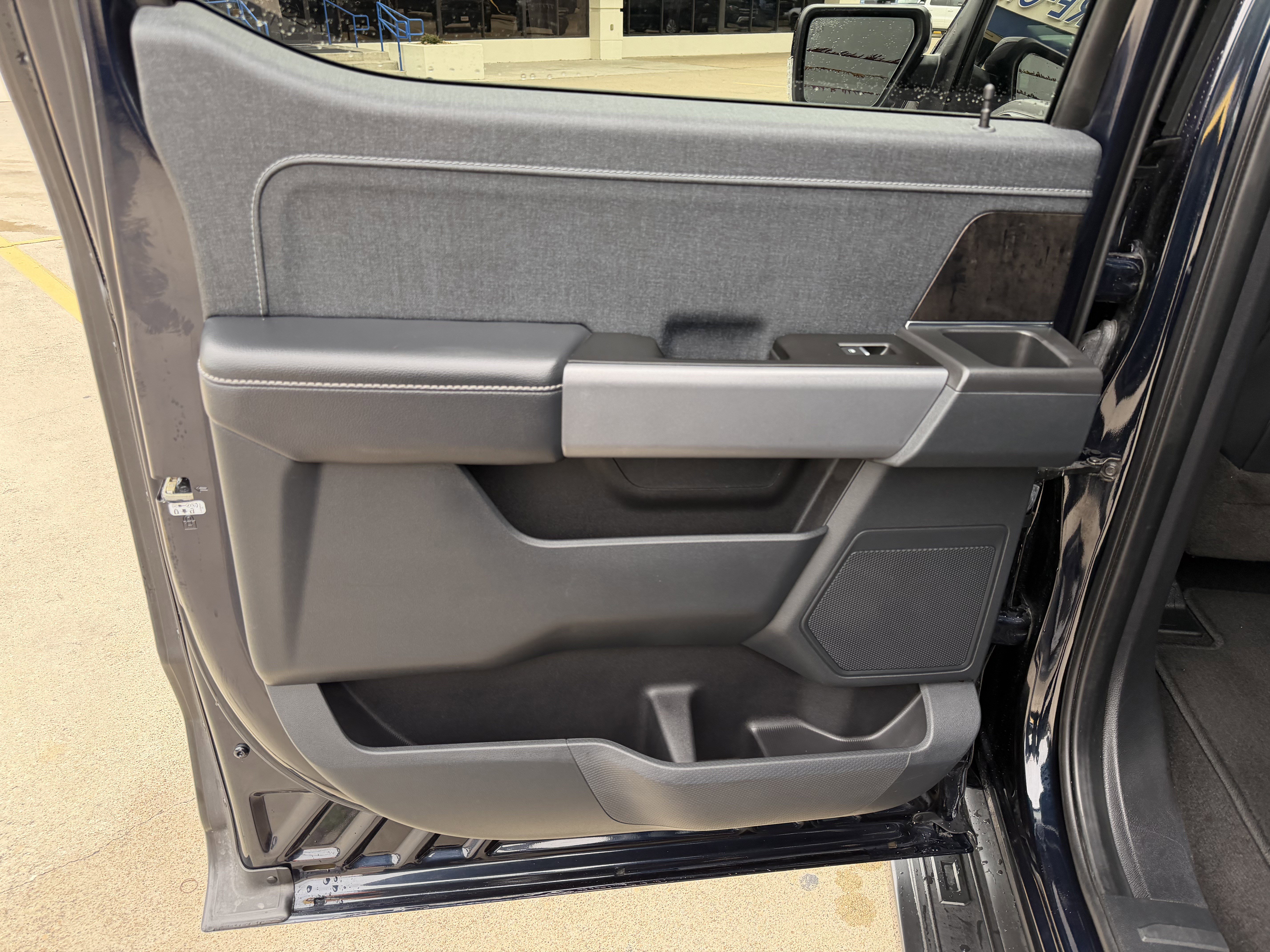 Certified 2022 Ford F150 Lariat RWD image 16