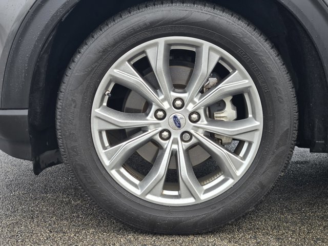 Certified 2020 Ford Explorer XLT w/ Equipment Group 202A image 10