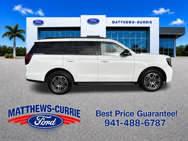 Certified 2025 Ford Expedition Active AWD/4WD image 3