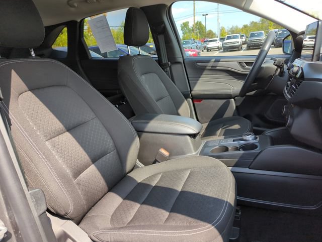 Certified 2025 Ford Escape Active AWD/4WD image 15