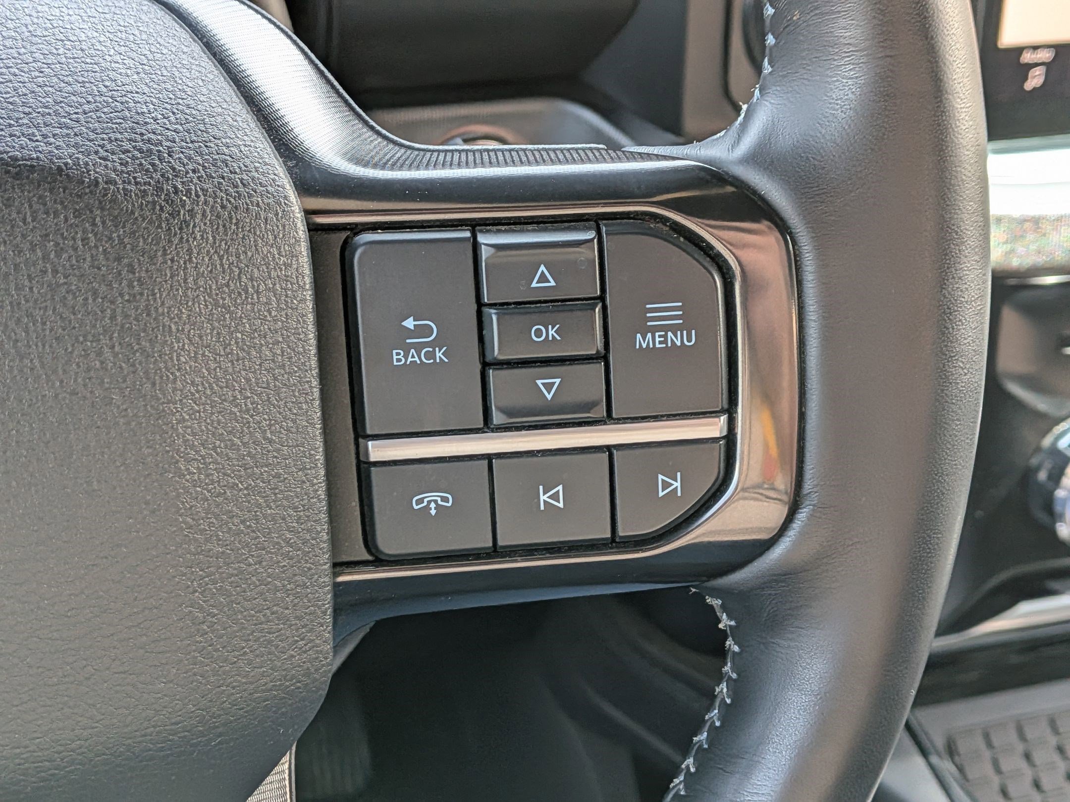 Certified 2026 Ford F350 Platinum AWD/4WD image 19