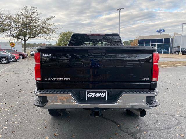 Used 2025 Chevrolet Silverado 2500 LTZ w/ LTZ Premium Package image 4