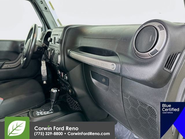 Used 2018 Jeep Wrangler Unlimited Sport S image 29