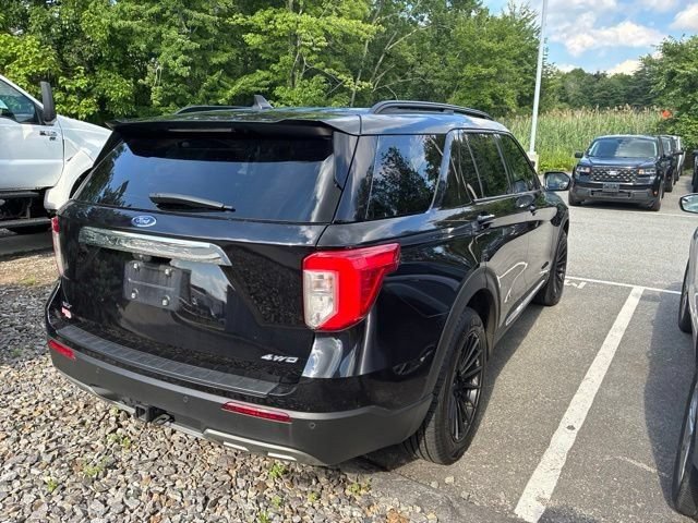 Certified 2021 Ford Explorer XLT w/ Equipment Group 202A AWD/4WD image 6