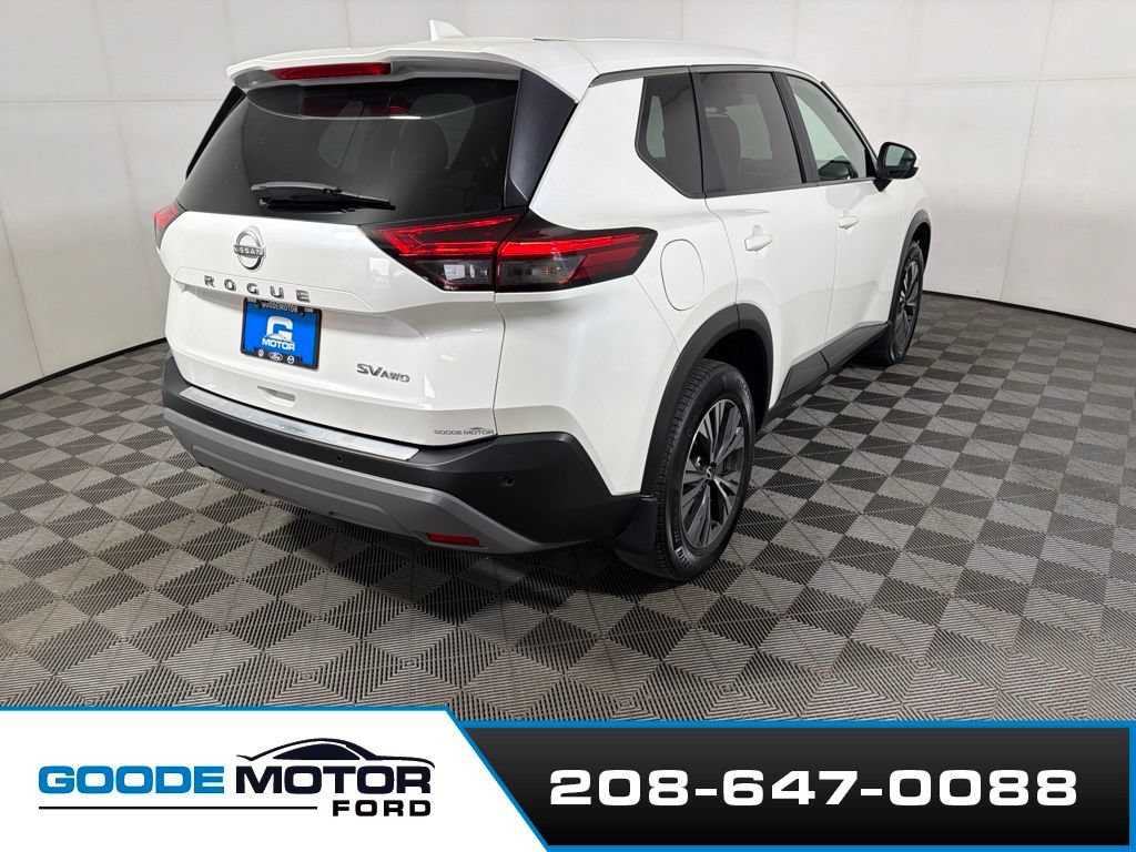 Used 2023 Nissan Rogue SV AWD/4WD image 7