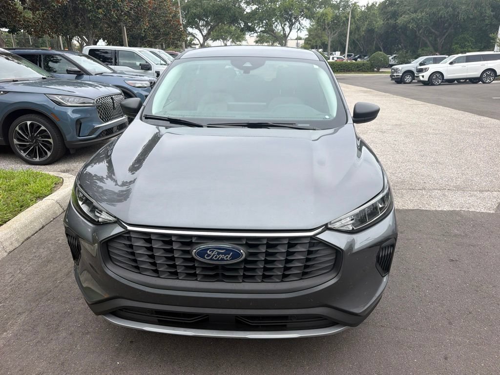 Certified 2024 Ford Escape Active w/ Tech Pack #1 FWD image 2