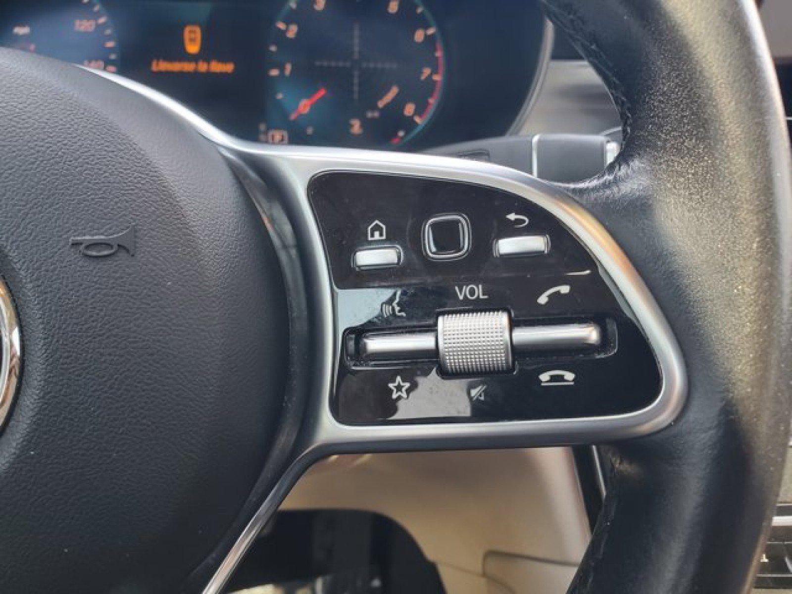 Used 2021 Mercedes-Benz GLC 300 image 20