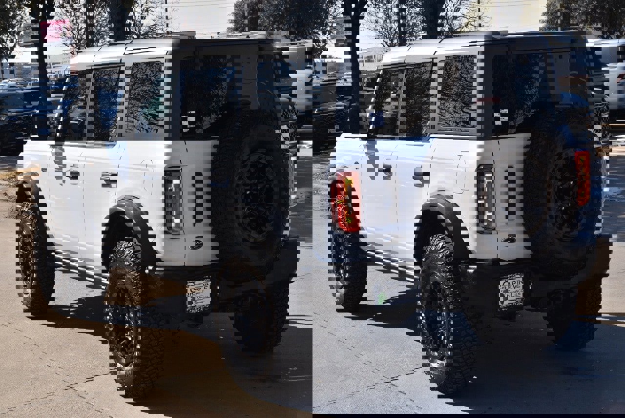 Certified 2023 Ford Bronco Wildtrak image 5