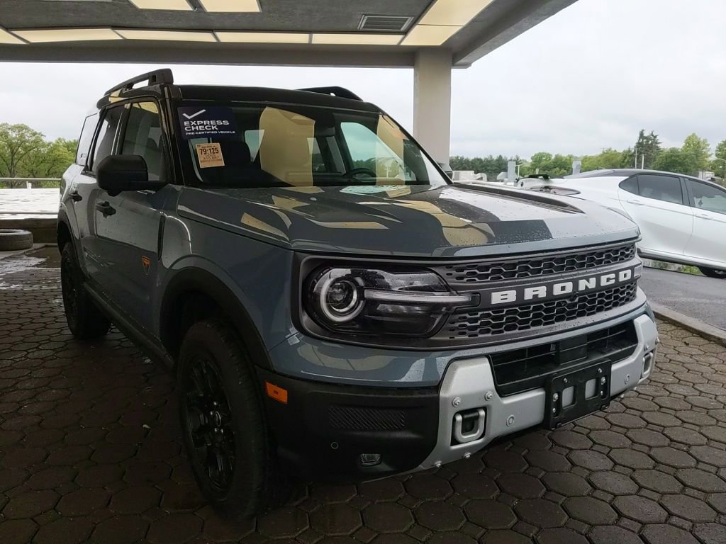 Certified 2025 Ford Bronco Sport Badlands AWD/4WD image 4