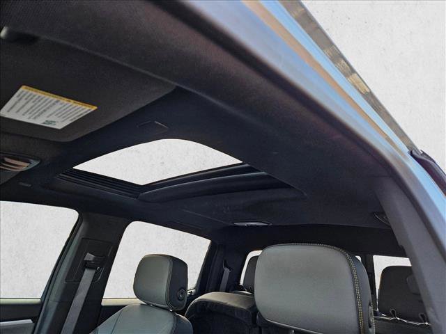 Used 2024 Chevrolet Colorado ZR2 w/ ZR2 Convenience Package III image 14