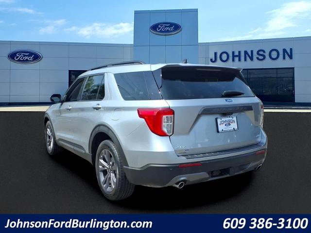 Certified 2023 Ford Explorer XLT w/ Equipment Group 202A AWD/4WD image 5